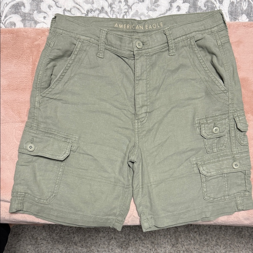 American Eagle Outfitters Olive Cargo Shorts